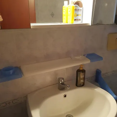 לינה וארוחת בוקר Casa Eugenia קאפוטרה